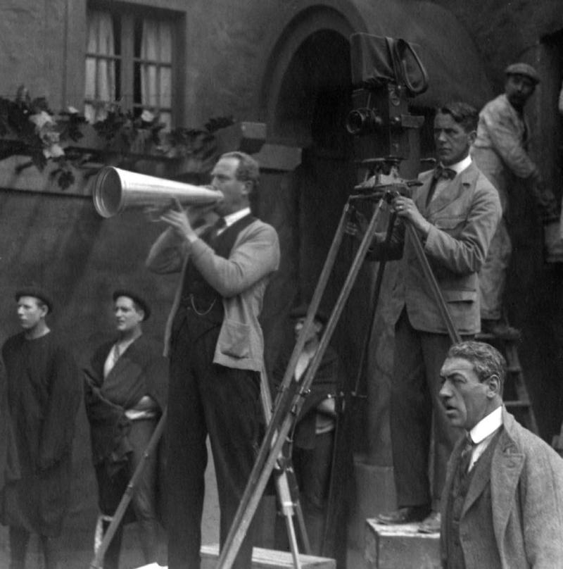 still on set of wings