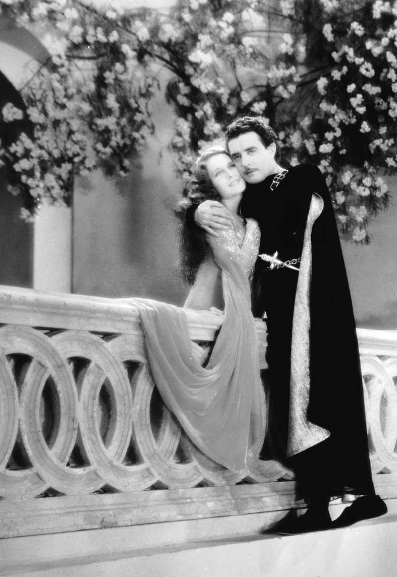 1118full-the-hollywood-revue-of-1929-photo